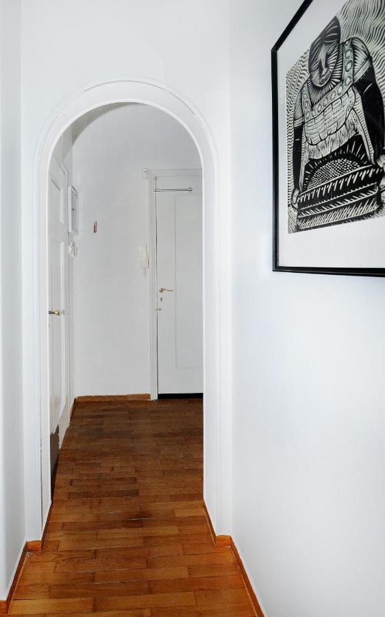 Kolonaki, Karneadou Apartamento Atenas Exterior foto